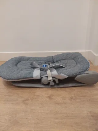 Hamaca bebé Chicco Hoopla gris