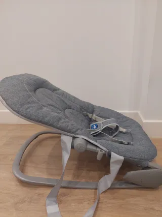 Hamaca bebé Chicco Hoopla gris