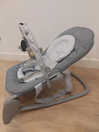 Hamaca bebé Chicco Hoopla gris