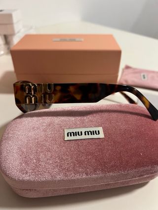 Gafas de Sol Miu Miu Mujer Nuevas