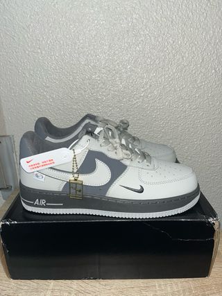 Nike Air Force 1 Hollin Gris Blanco