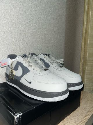 Nike Air Force 1 Hollin Gris Blanco