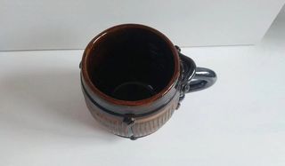 Boccale in terracotta. Altezza 10cm. Diametro 7 cm