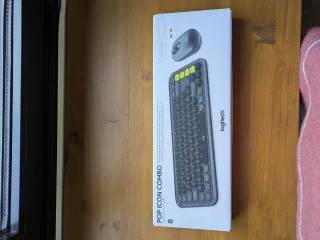 Pack Teclado y Ratón Logitech POP ICON COMBO