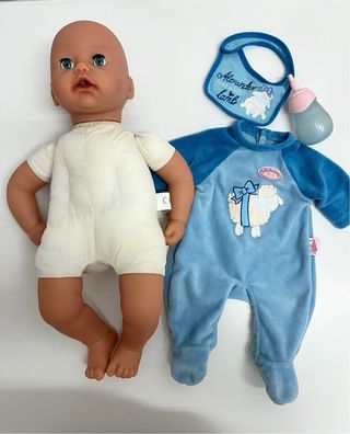 Baby Annabell con biberón y babero