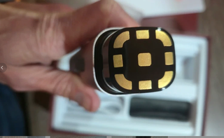 Dispositivo viso bellezza oro rosa