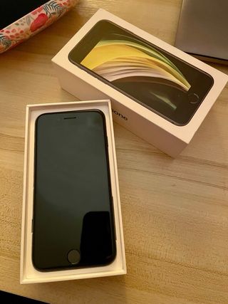 iPhone SE 64GB Negro