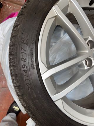 Llantas VW 17" + Michelin Alpin 6 (Nuevas)