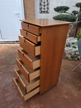 Cajonera alta de madera