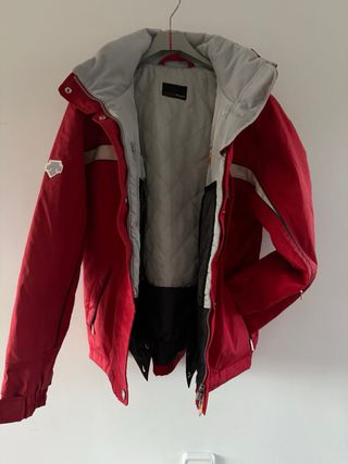 Traje de esquí Descente rojo sin estrenar.Talla 44
