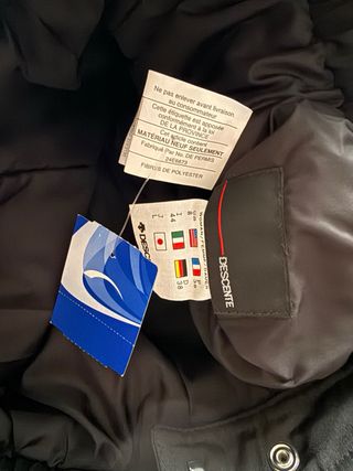 Traje de esquí Descente rojo sin estrenar.Talla 44