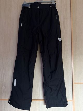 Traje de esquí Descente rojo sin estrenar.Talla 44