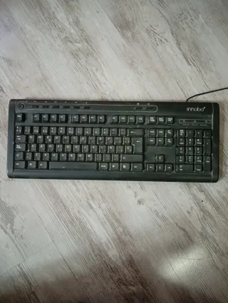 PC Fujitsu Esprimo 910 Negro/Rojo