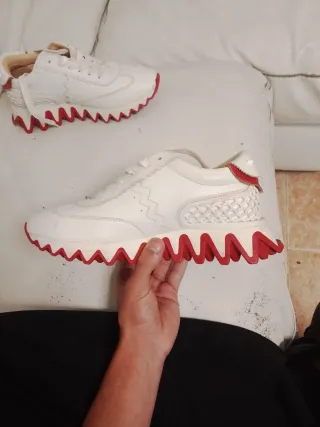 Zapatos Christian Louboutin Blancos y Rojos