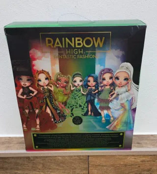 Rainbow High Jade Hunter Moda Fantasía