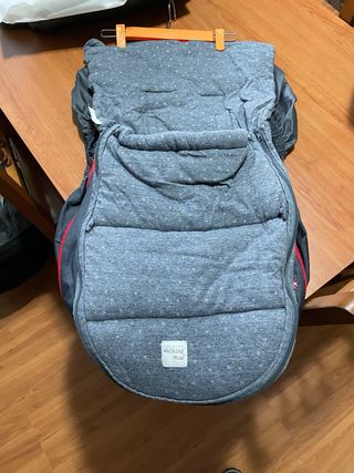 Carro bebé Confort Adorra