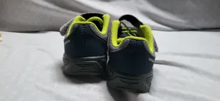 Zapatilla Quechua Talla 27