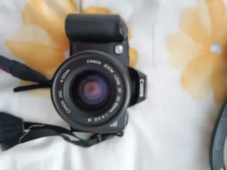 Cámara Analógica Canon EOS 500 + Bolso