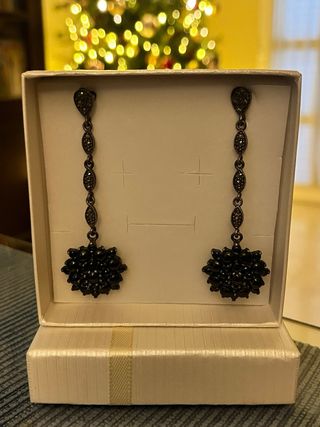 Pendientes Plata envejecida y azabache . Fiesta.