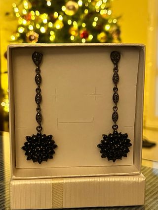 Pendientes Plata envejecida y azabache . Fiesta.