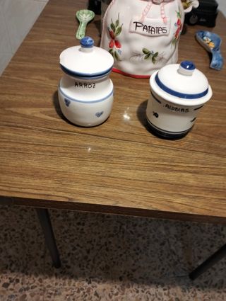 Mortero y mano de madera