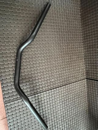 Manillar de bicicleta negro