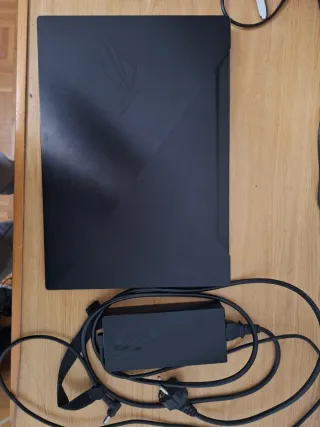 Portátil ASUS ROG Zephyrus M GU502