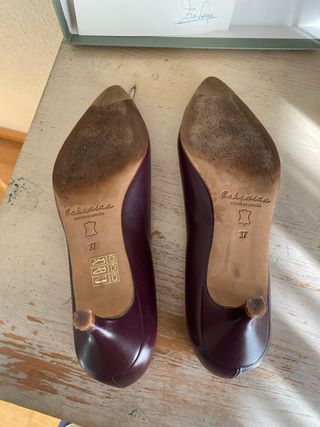 Zapatos de piel Bohemian Shoes burdeos.