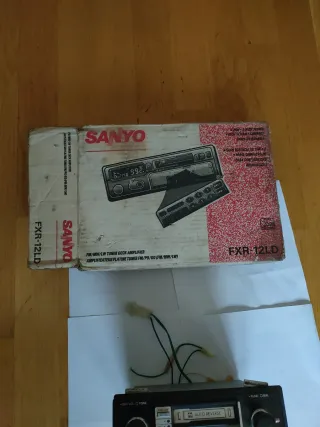 Radio Cassette Sanyo FXR-12LD