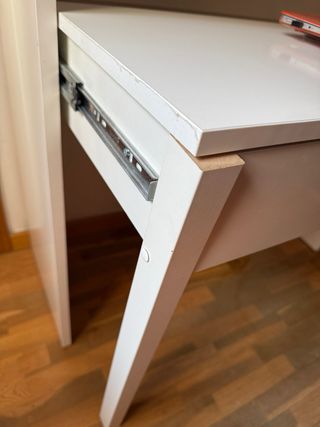 Escritorio extensible moderno