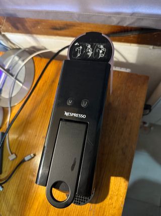 Cafetera Nespresso Negra