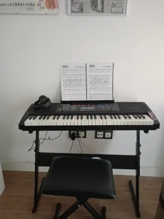 Teclado RockJam 61 teclas