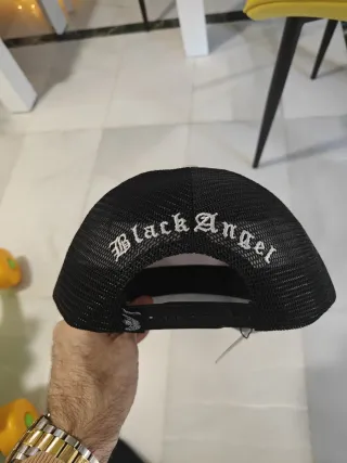 Gorra Black Angel León