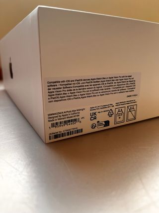 AirPods Max Medianoche