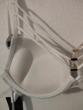 Sujetador super push up blanco encaje