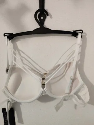 Sujetador super push up blanco encaje