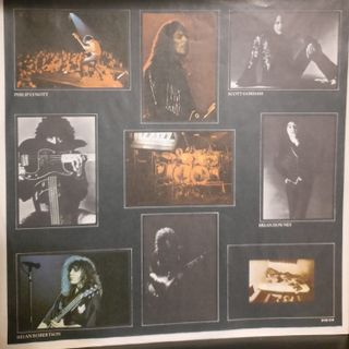 THIN LIZZY - Bad Reputation