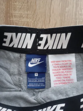 Pantalones chándal Nike niño gris