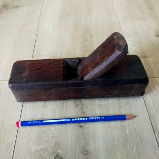 Cepillos de carpintero antiguos