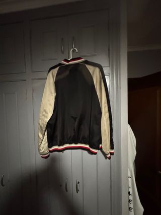 Chaqueta Zara Hombre Negra y Dorada