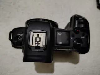 Canon R Mirrorless Fotocamera