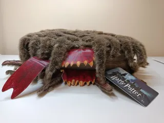 Peluche Libro Monstruos Harry Potter