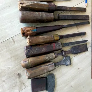 Escoplo carpintero antiguo madera metal