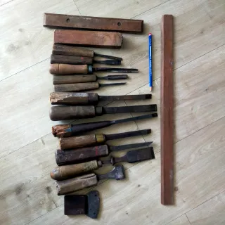 Escoplo carpintero antiguo madera metal