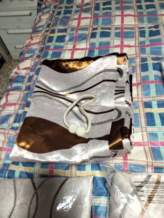 Cortinas verdes y blancas