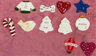 Piezas de arcilla árbol de navidad hechas a mano