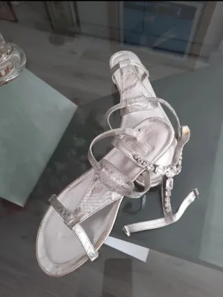 Sandalias plateadas  n° 42