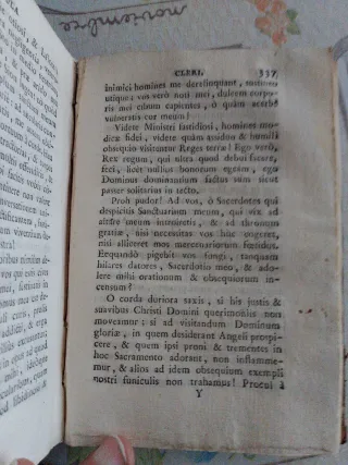 Libro antiguo, año 1790, en latín.