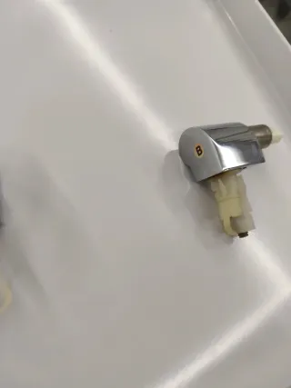 Kit Bisagras Roca The Gap Amortiguadas AI0012400R.