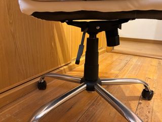 Silla de oficina El Corte Inglés blanca